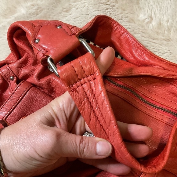 Marc Jacobs Hobo Red Turnlock. Leather Shoulder Bag Purse Slouchy - Picture 12 of 12